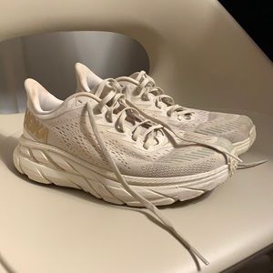 Hoka One One Clifton 7 Almond milk/ bronze